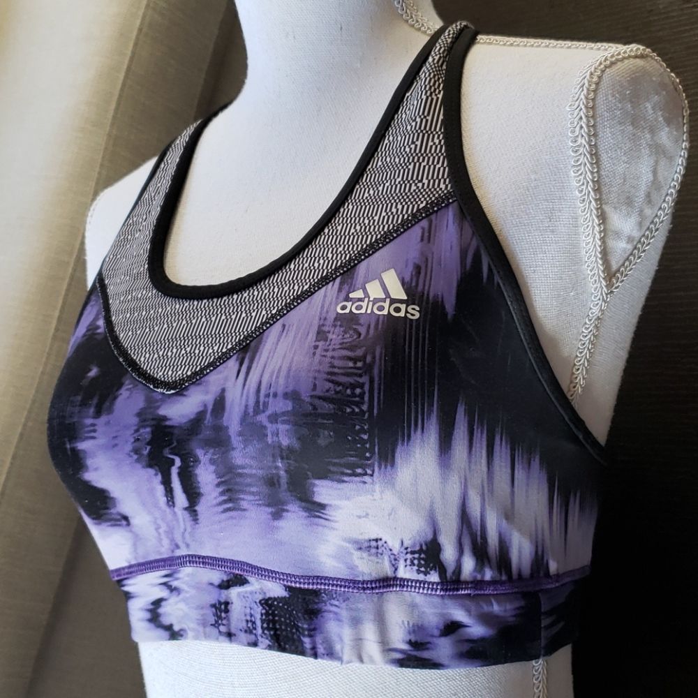 Adidas - Picture 2 of 7